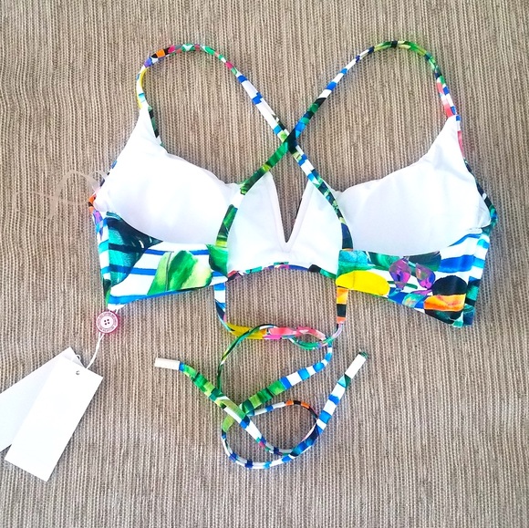 🌴 Red Carter Bikini 🌴 - Picture 9 of 11